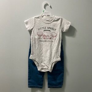 NWT 18 Months 2 Piece Set T-shirt Onsie and Jeans by Carter’s. Fall